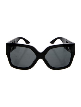 Versace Oversize Tinted Sunglasses