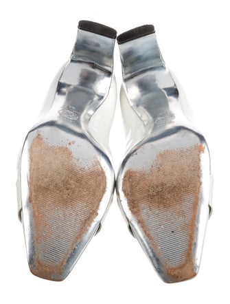 Versace Medusa Insignia Patent Leather Pumps