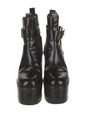 Versace Medusa Insignia Leather Chelsea Boots