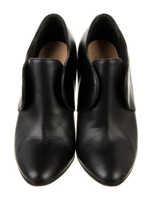 Vionnet Leather Pumps