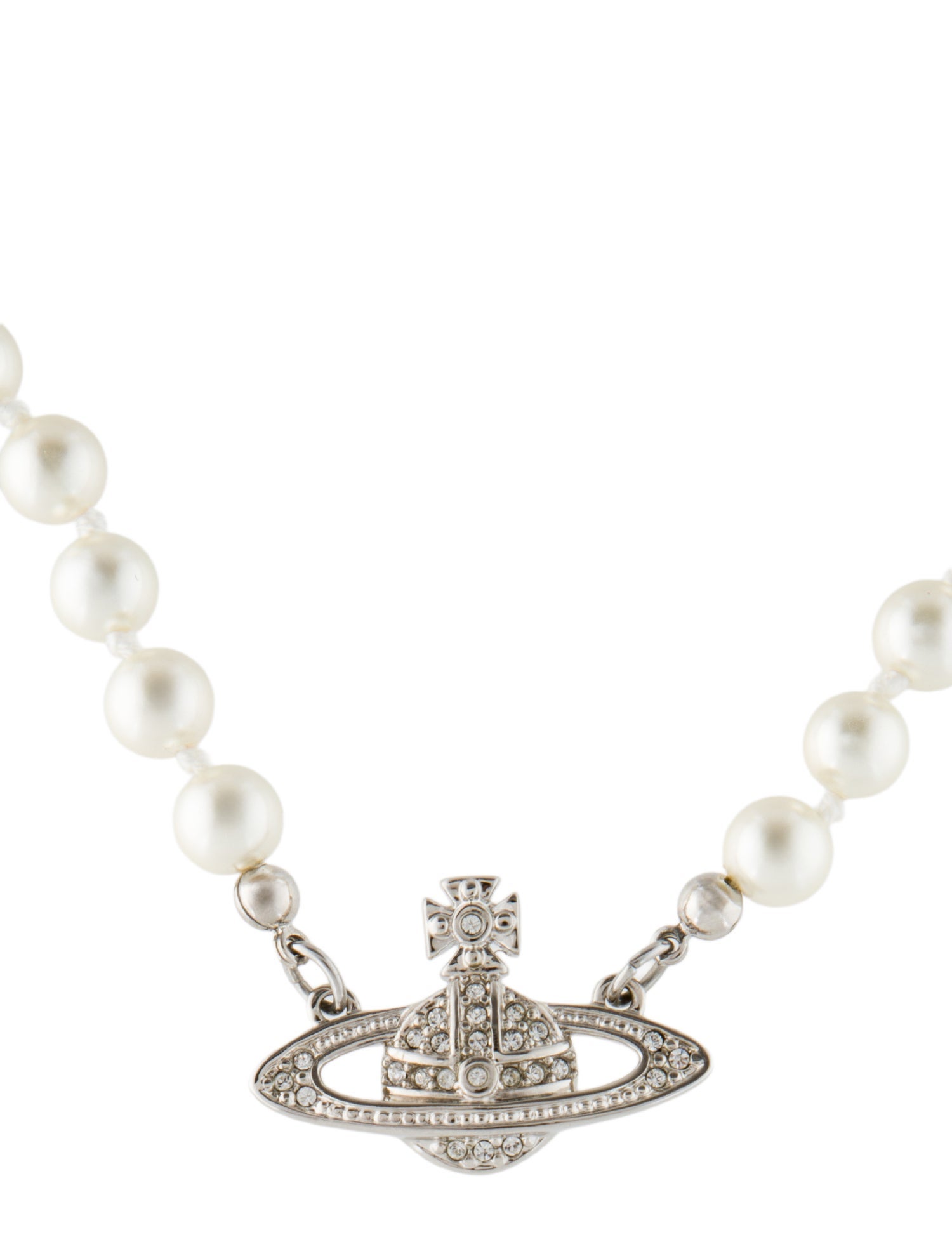 Vivienne Westwood Mini Bas Relief Pearl Pendant Choker Necklace