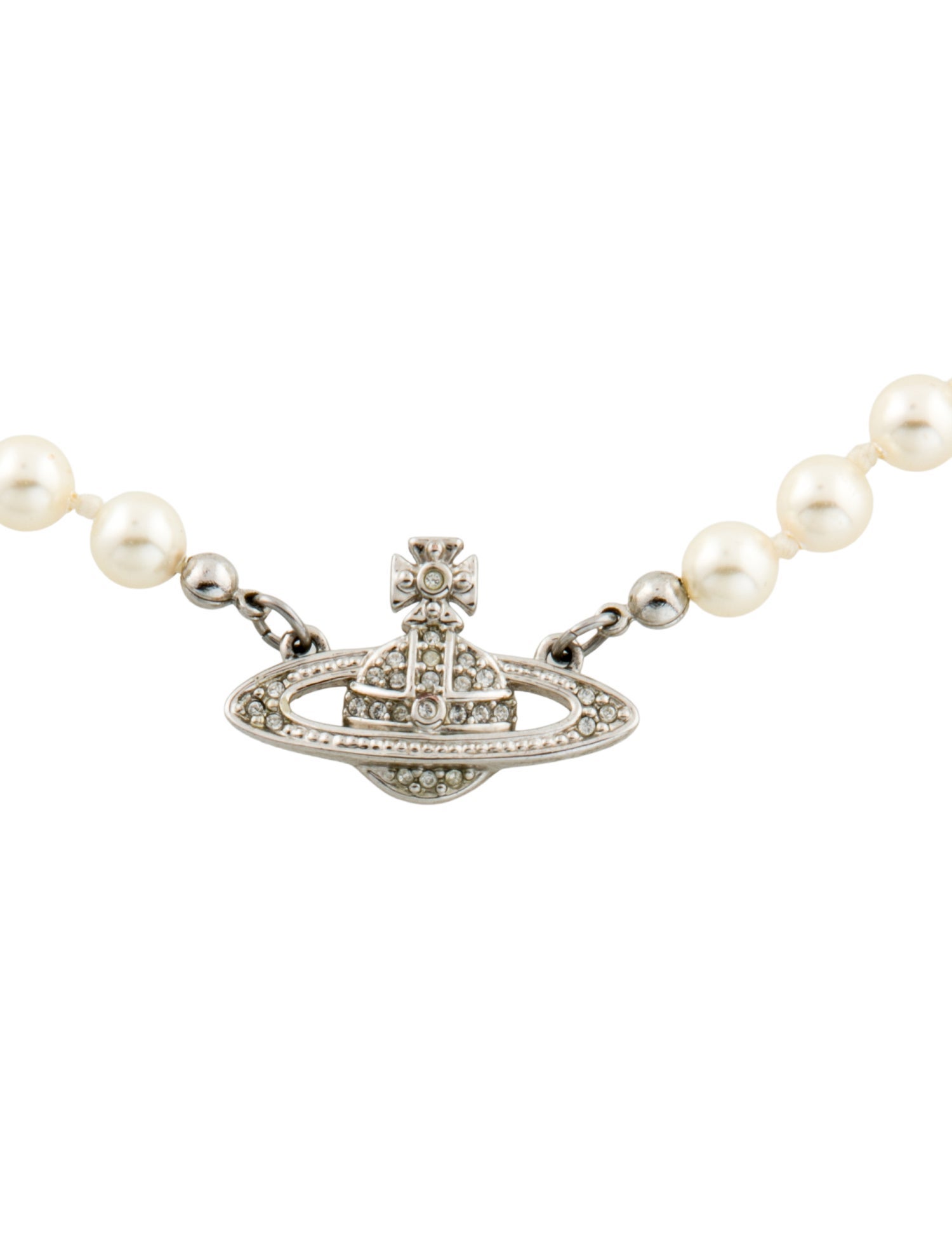 Vivienne Westwood Mini Bas Relief Pearl Choker