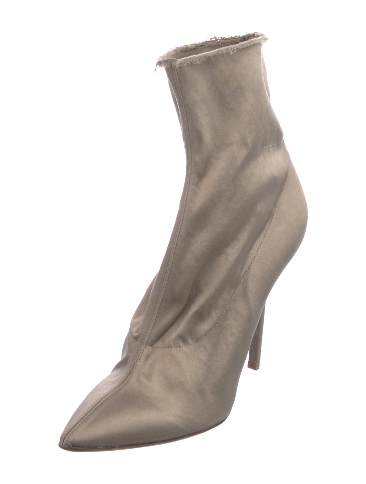 Vetements Satin Distressed Accents D'Orsay Pumps