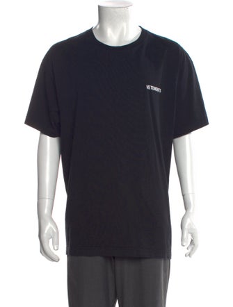 Vetements Iconic Logo Graphic Print T-Shirt