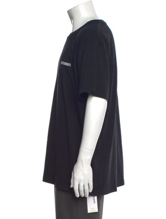 Vetements Iconic Logo Graphic Print T-Shirt