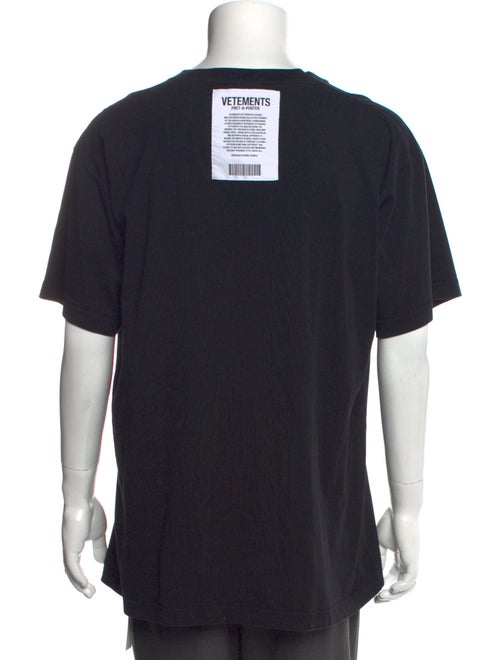 Vetements Iconic Logo Graphic Print T-Shirt
