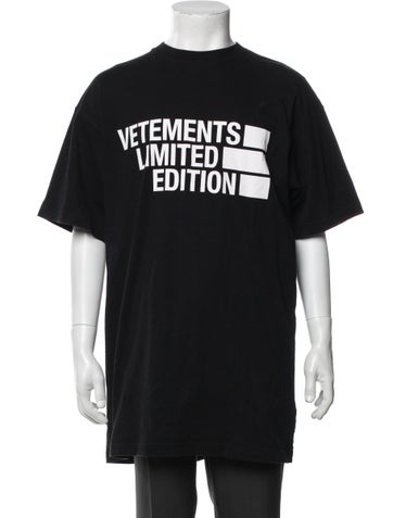 Pre-owned Vetements Signature Logo Graphic Print T-shirt In Black