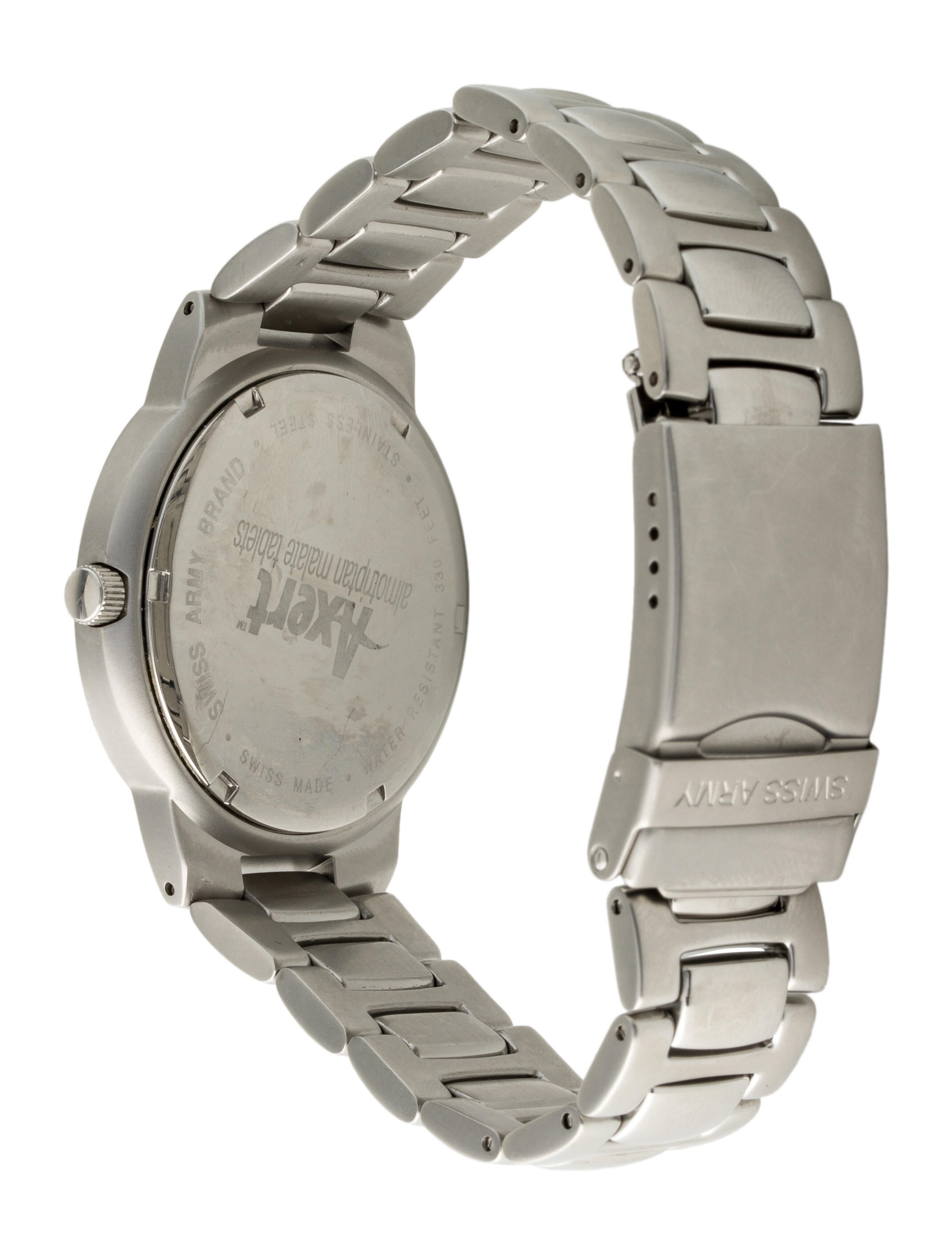 Victorinox Swiss Army Classic Watch