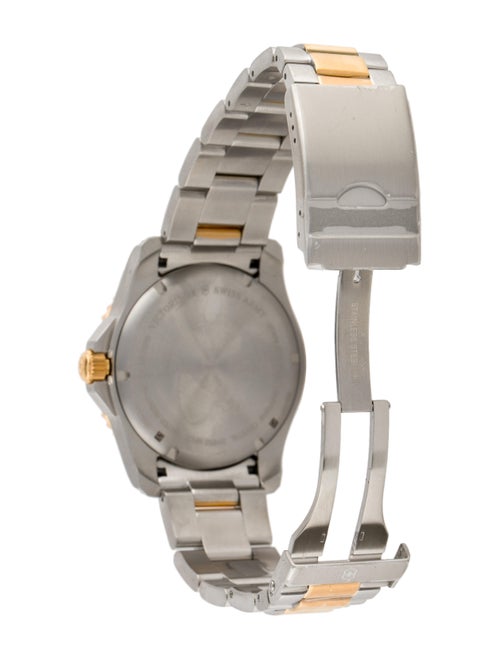 Victorinox Swiss Army Maverick Watch