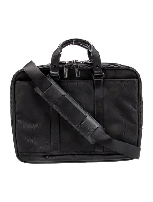 Victorinox Swiss Army Nylon Messenger Bag