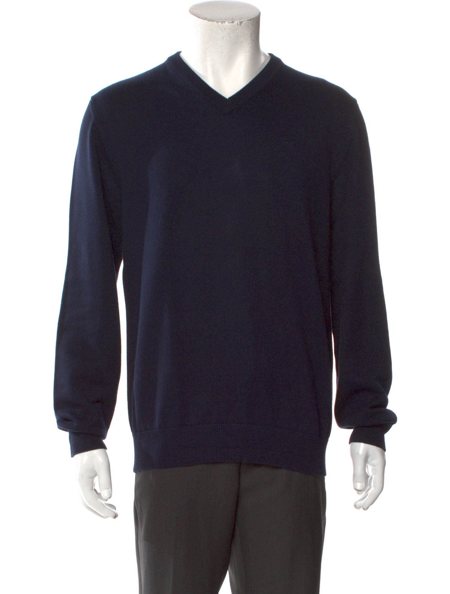 000 Worldwide V-Neck Long Sleeve Pullover