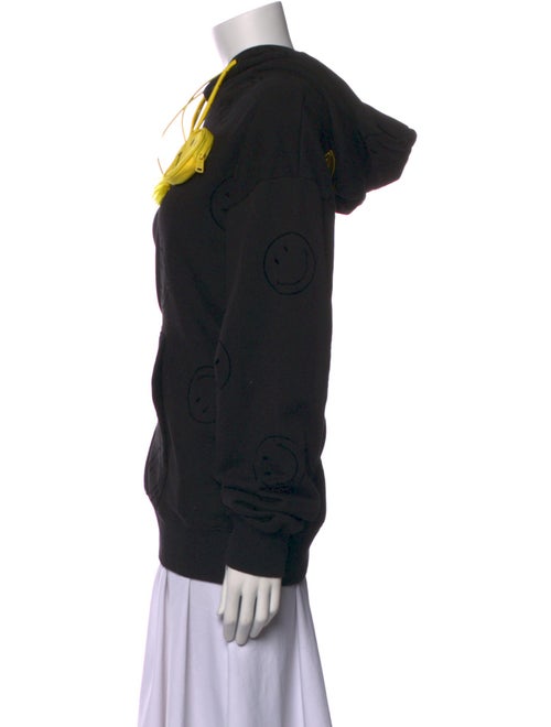 13DE MARZO x SMILEY Printed Mock Neck Sweatshirt