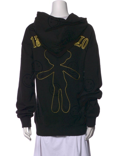 13DE MARZO x SMILEY Printed Mock Neck Sweatshirt