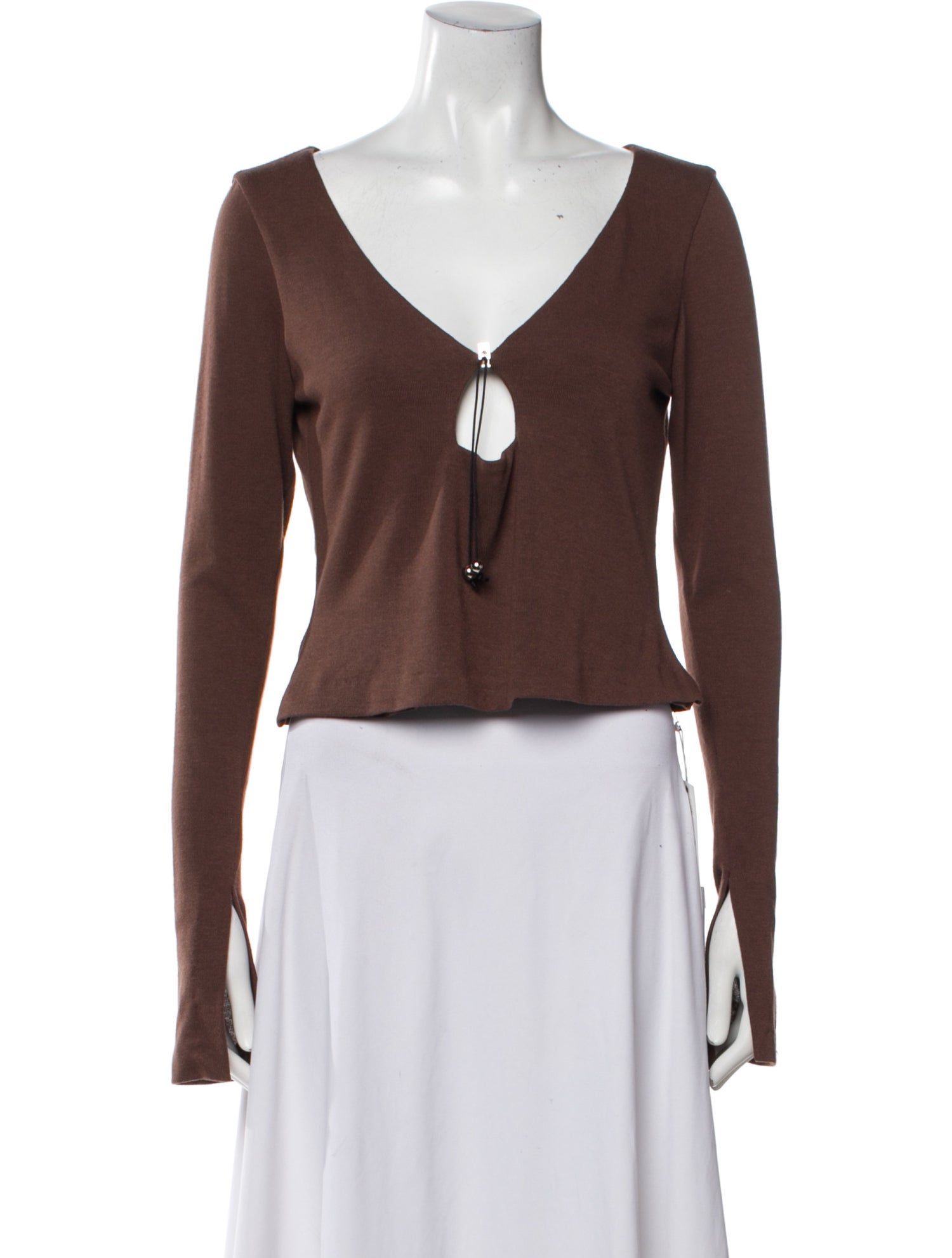 16ARLINGTON Plunge Neckline Long Sleeve Crop Top