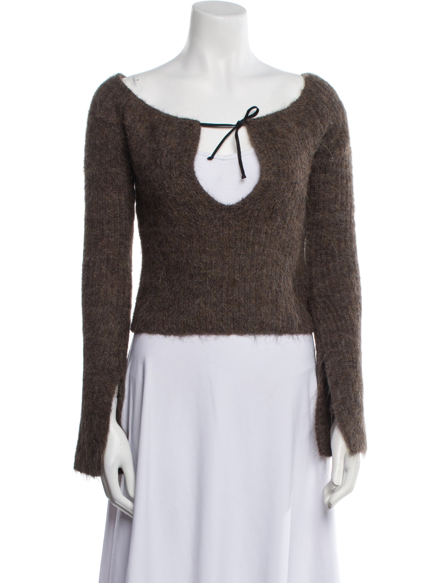 16ARLINGTON Scoop Neck Sweater