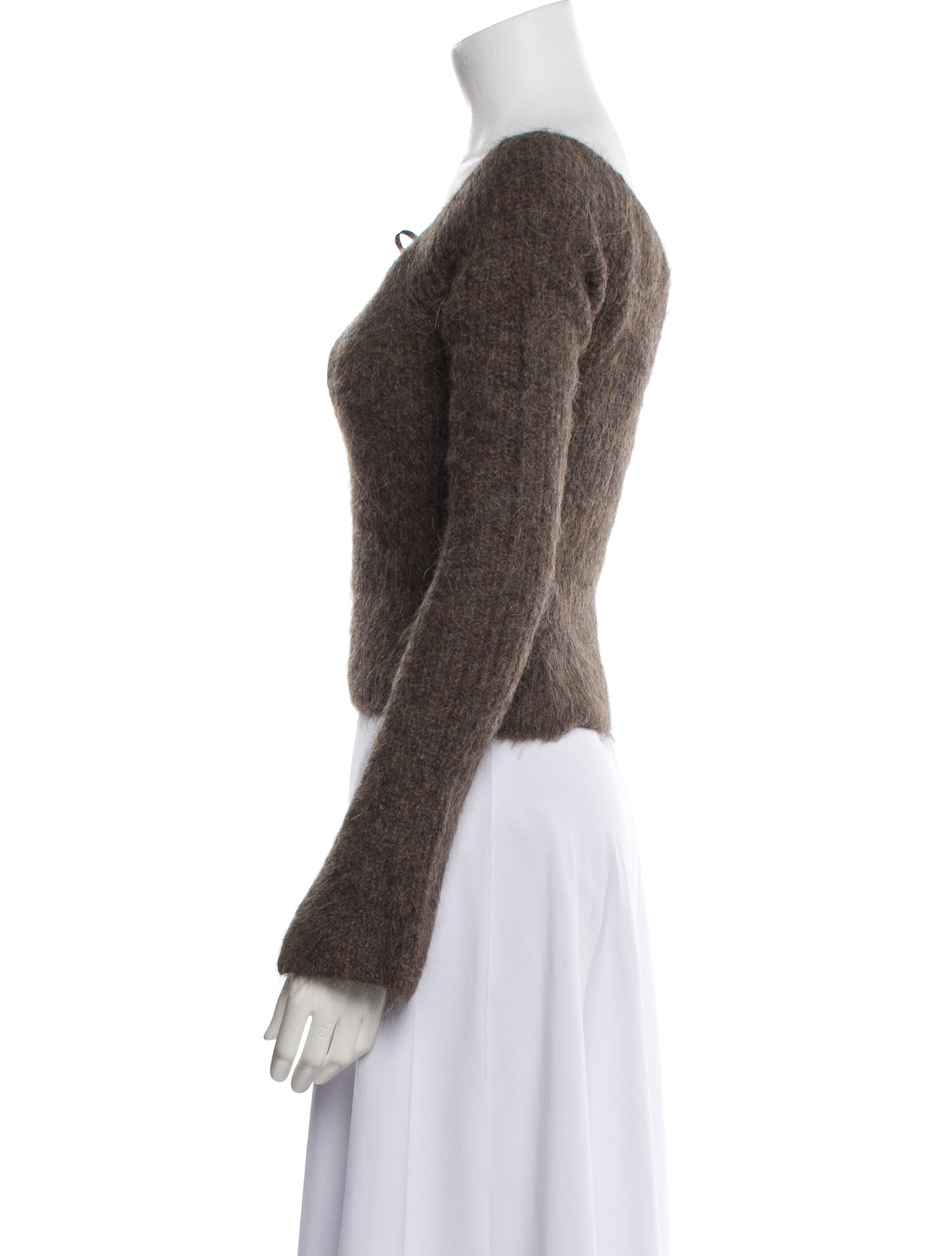 16ARLINGTON Scoop Neck Sweater