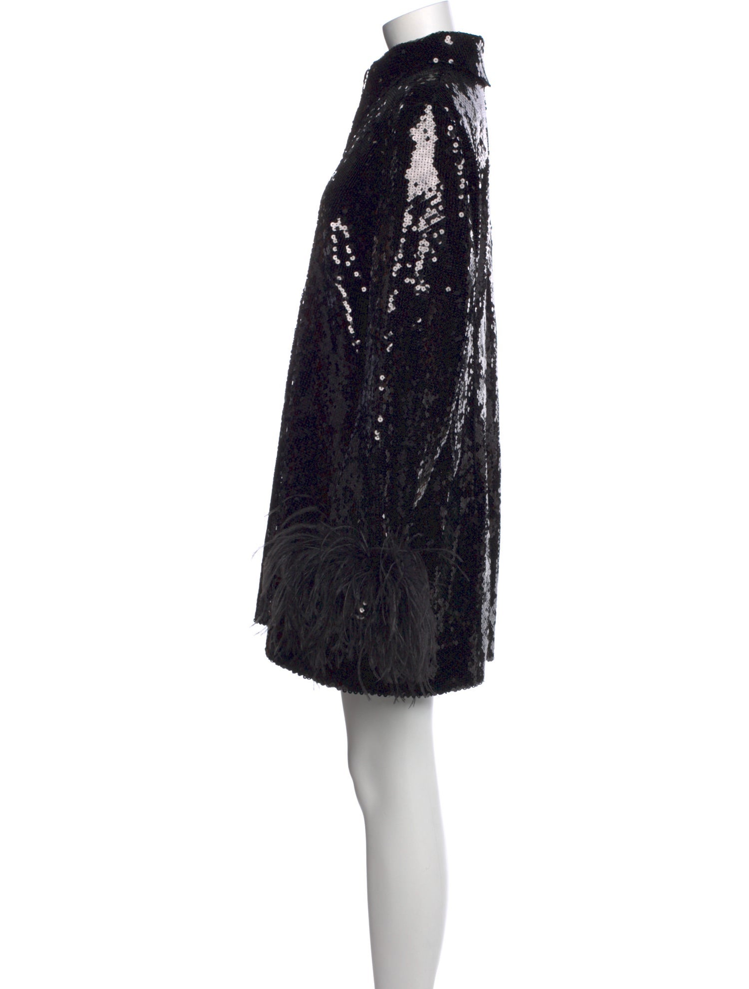 16ARLINGTON Lace Knee-Length Dress