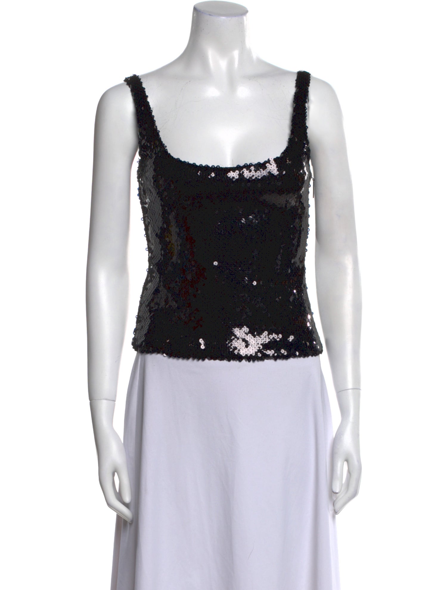 16ARLINGTON Square Neckline Sleeveless Crop Top