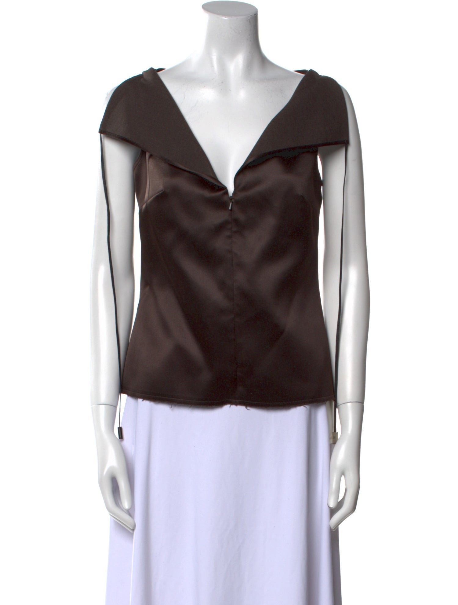 16ARLINGTON V-Neck Short Sleeve Top w/ Tags