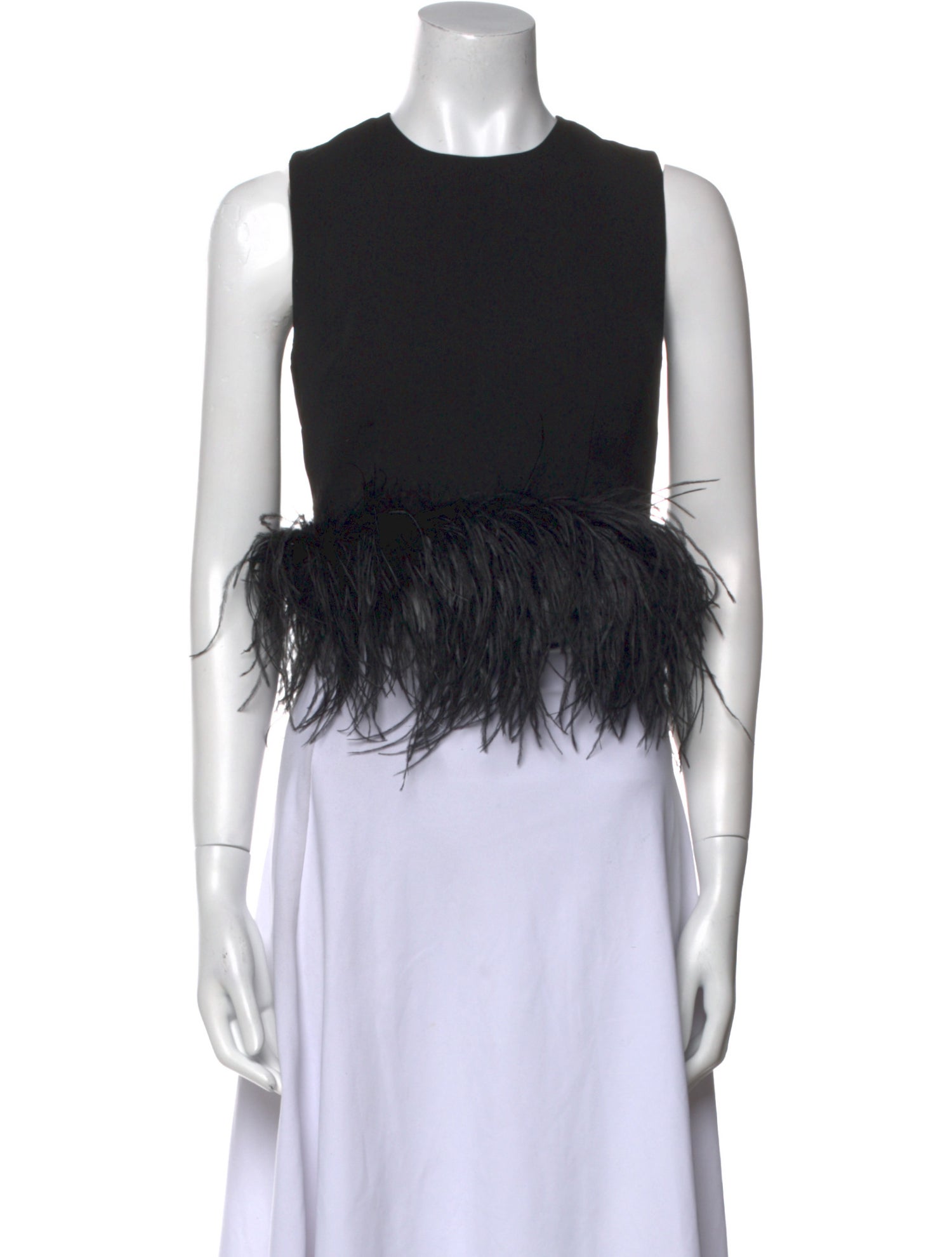 16ARLINGTON Crew Neck Sleeveless Crop Top