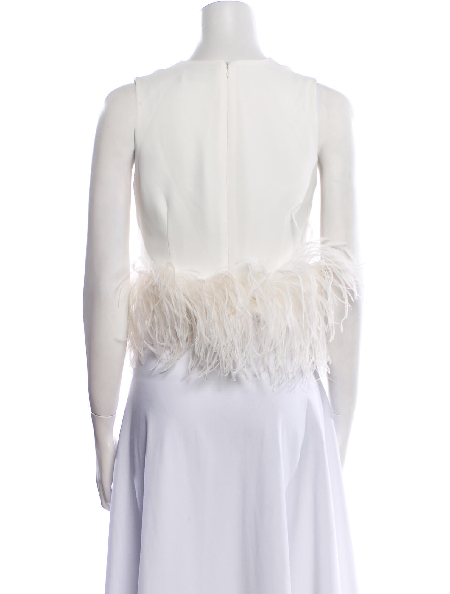 16ARLINGTON Crew Neck Sleeveless Crop Top