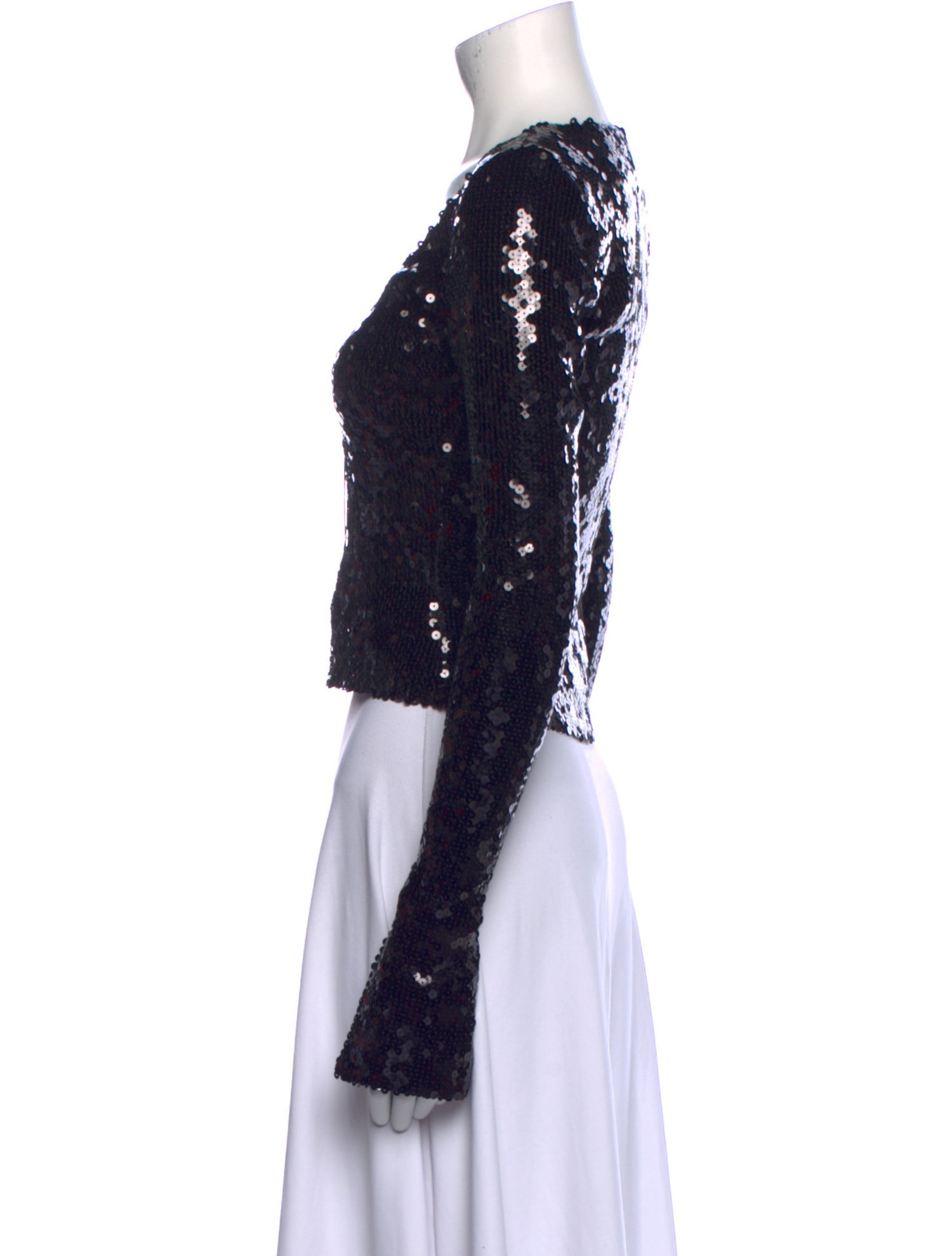 16ARLINGTON V-Neck Long Sleeve Crop Top w/ Tags