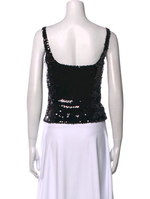 16ARLINGTON Square Neckline Sleeveless Crop Top