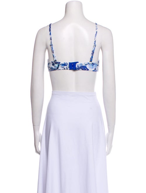 Camilla V-Neck Sleeveless Crop Top