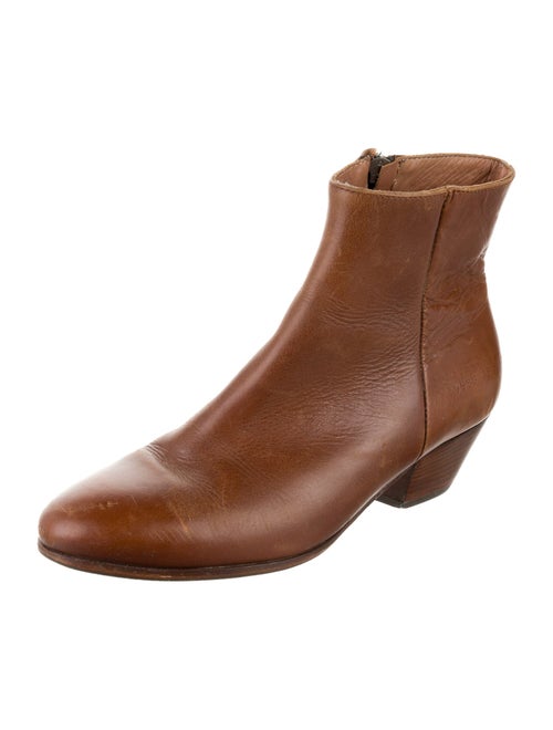 Common Projects Leather Boots