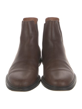 Common Projects Leather Chelsea Boots