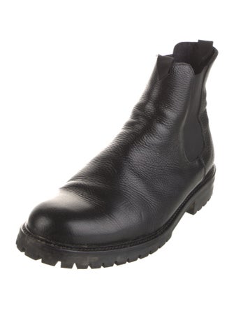 Common Projects Leather Chelsea Boots