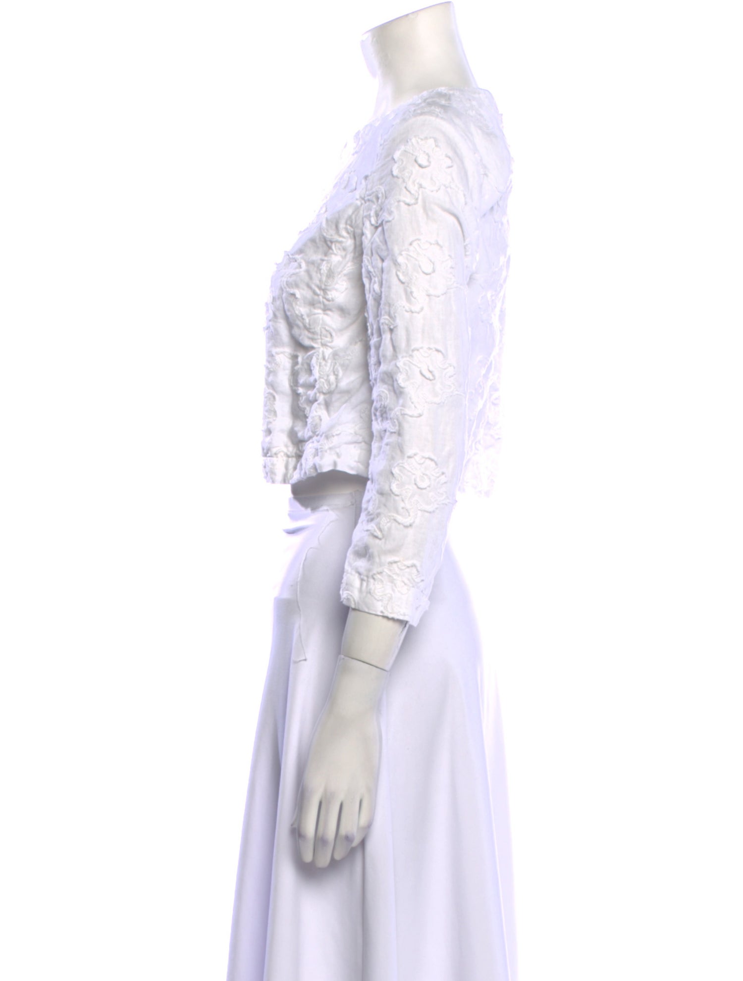 120% Lino Linen V-Neck Crop Top