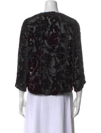 BLK DNM Floral Print Crew Neck Crop Top