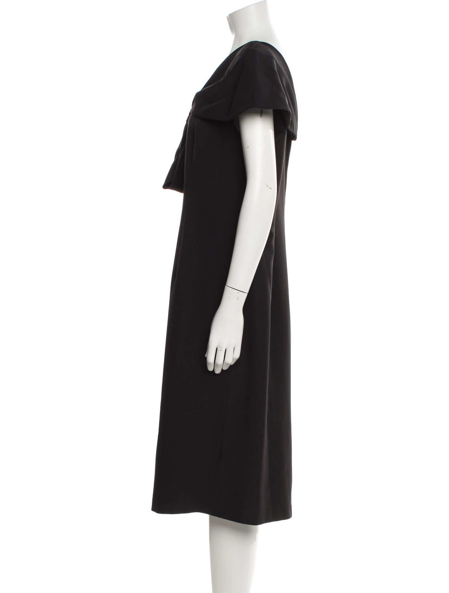 Sachin + Babi One-Shoulder Knee-Length Dress - Black Dresses, Clothing - W1S35457 | The RealReal Sachin + Babi One-Shoulder Knee-Length Dress - Black Dresses, Clothing - W1S35457 | The RealReal