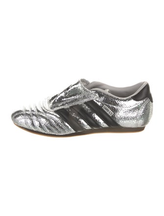Adidas Patent Leather Leather Trim Embellishment Sneakers