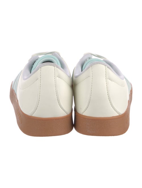 Adidas VL Courtbase Sneakers