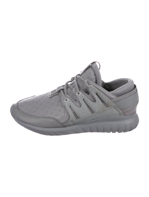 Adidas Sneakers Grey
