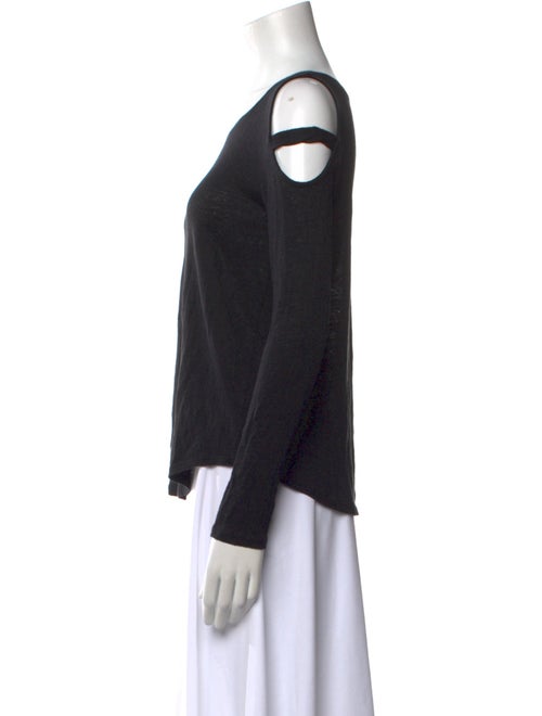 Generation Love Linen Scoop Neck Top