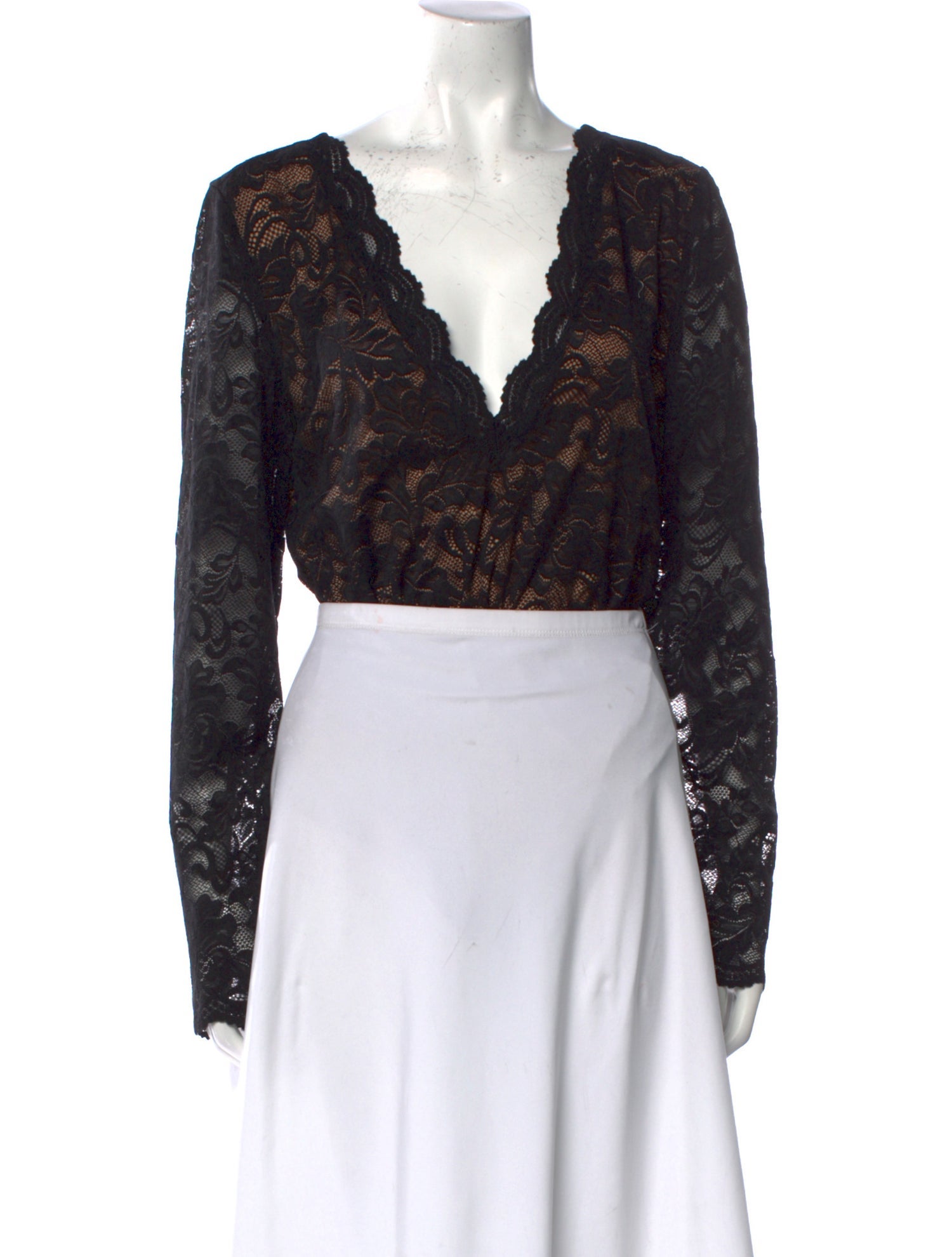 Generation Love Lace Pattern V-Neck Crop Top