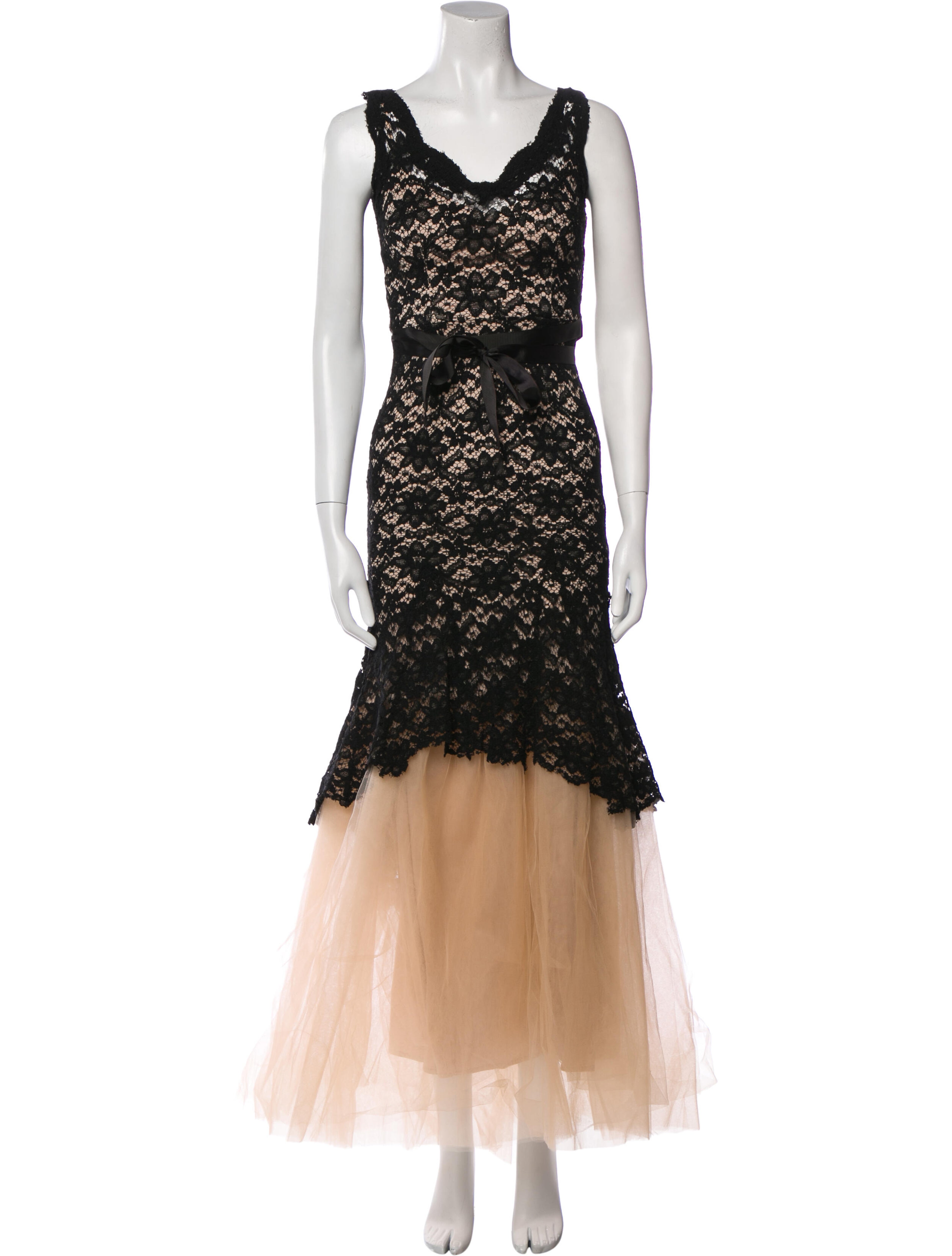 Lace Pattern Long Dress