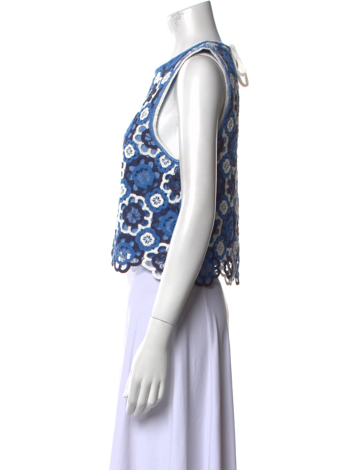 Maje Lace Pattern Crew Neck Crop Top