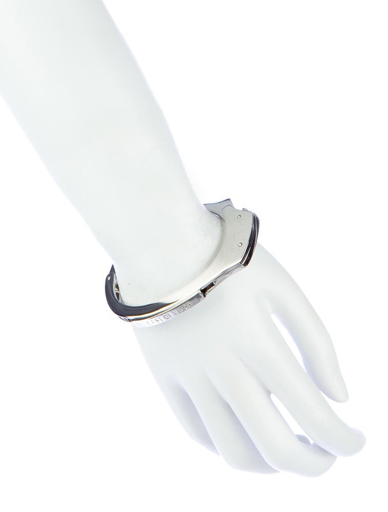 Cast of Vices Handcuff Bracelet - Silver - W2Y20001 | The RealReal
