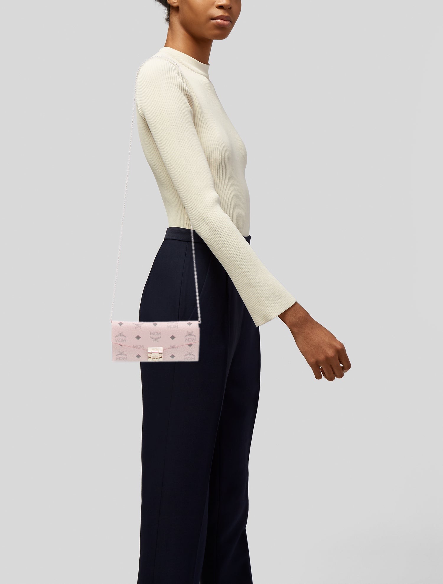 MCM Visetos Wallet on a Chain