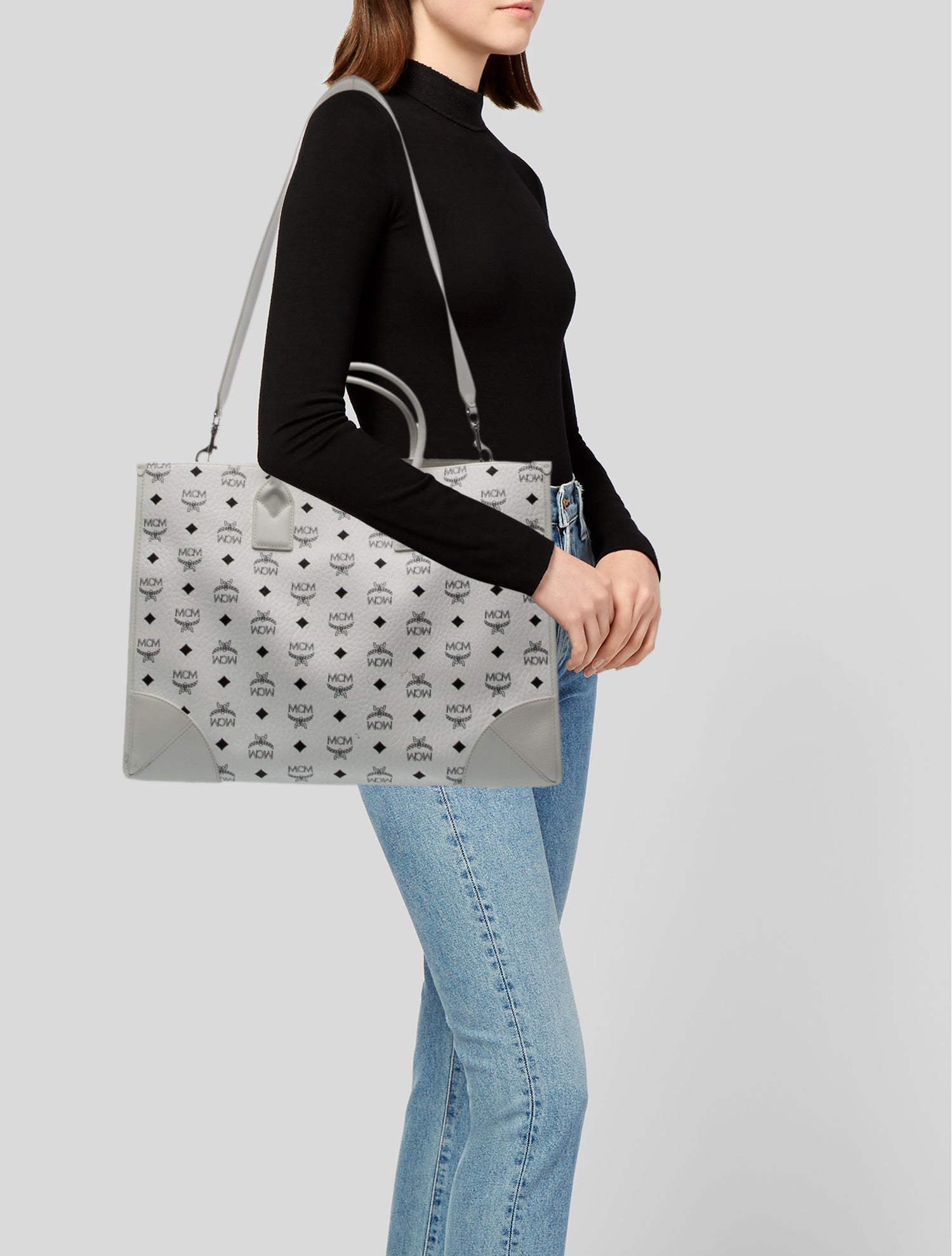 MCM トートバッグ MCM Signature Shoulder Bag - White Totes, Handbags - W3069862