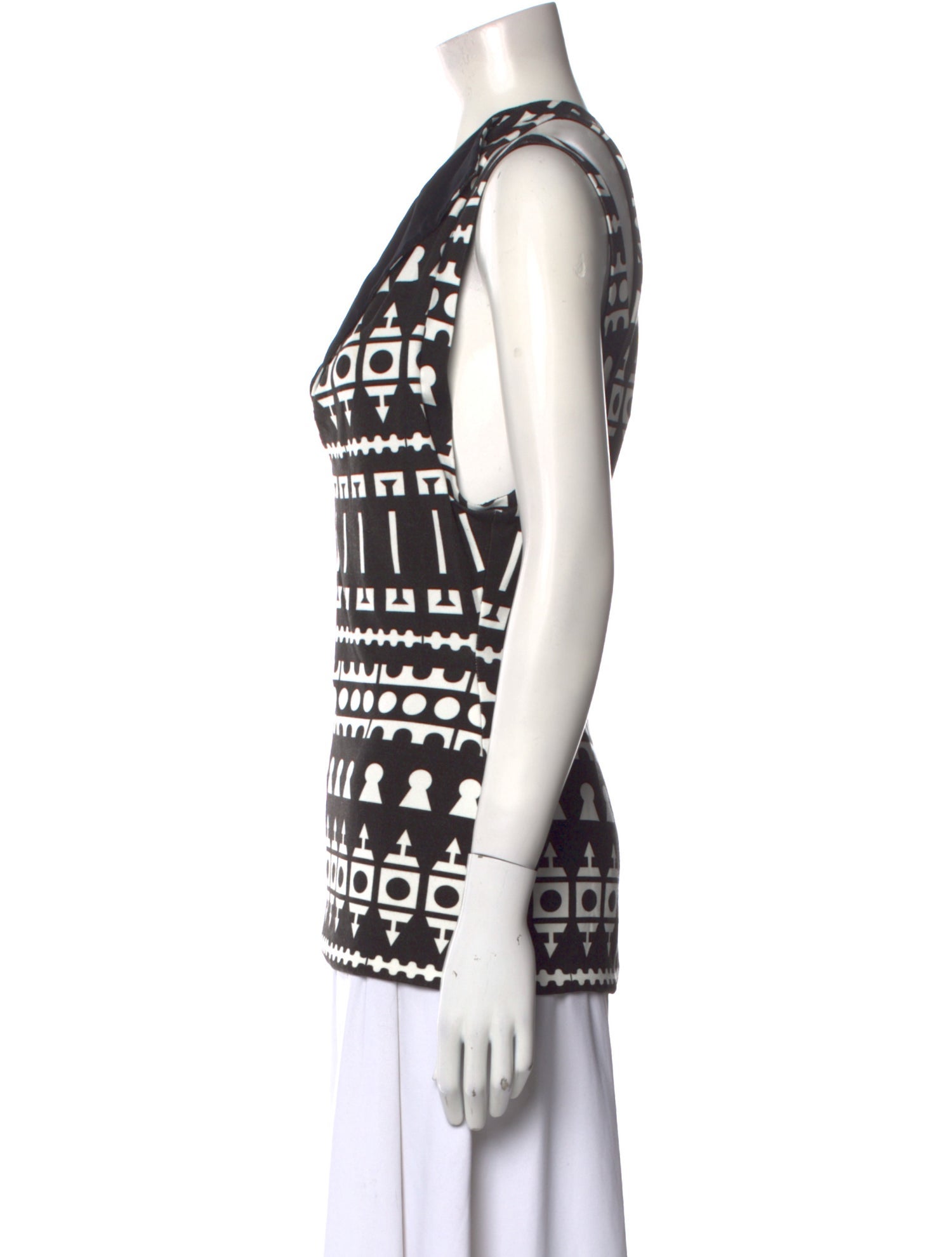 Atto Printed V-Neck Top