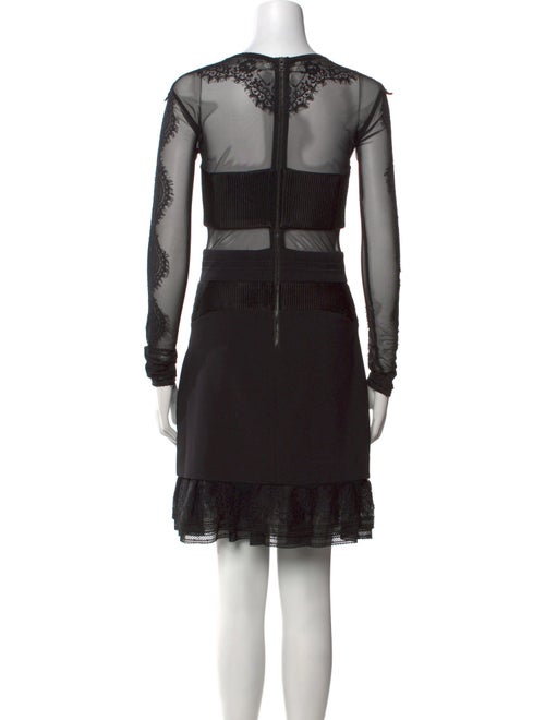 Three Floor Scoop Neck Knee-Length Dress