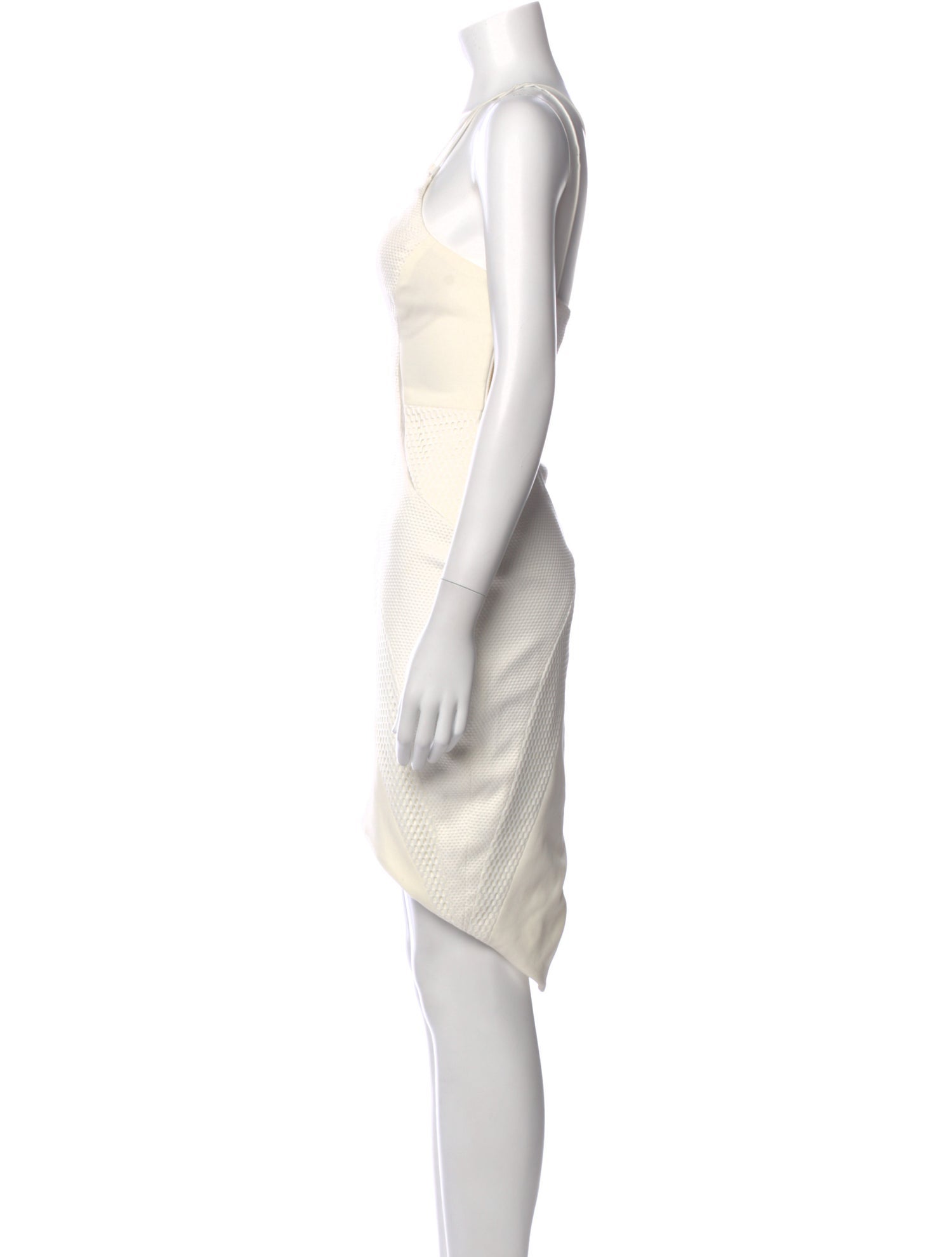 Three Floor One-Shoulder Knee-Length Dress