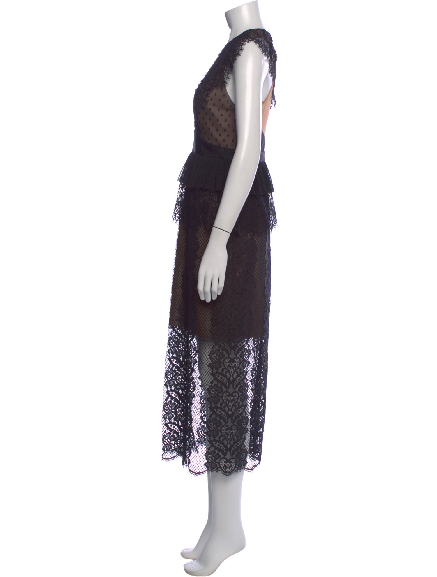 Three Floor Lace Pattern Long Dress