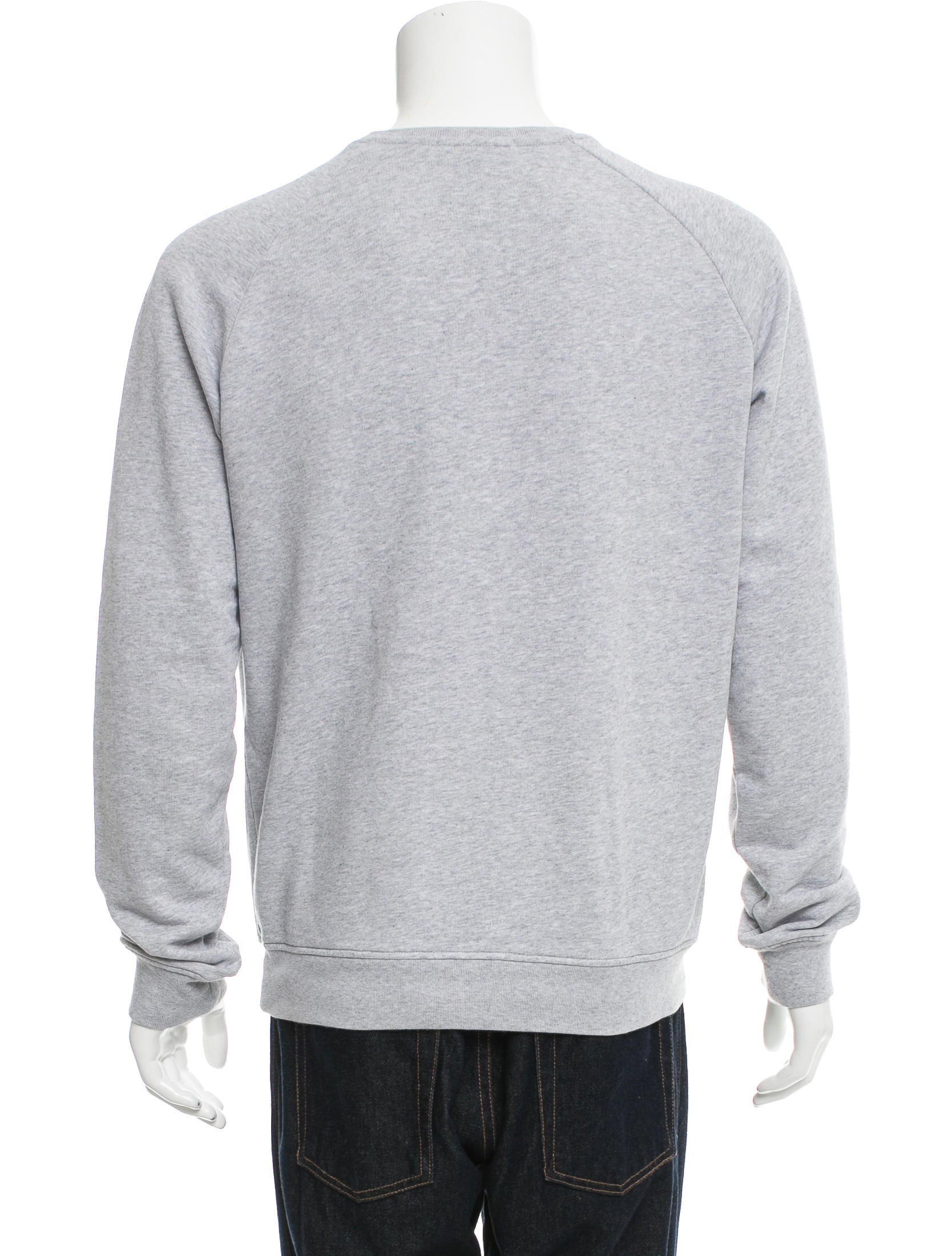 After we find it: In spring, use a graphic crew neck sweatshirt as a top layer over your skinny jeans and a tomgirl tee to celebrate your chance to get outdoors after a long winter. Once the summer sun beckons, you may think it's time to put away your sweatshirts.