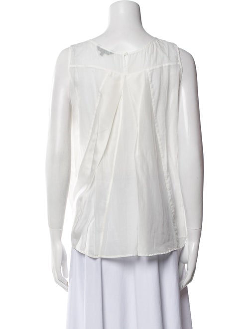 Pas De Calais Scoop Neck Sleeveless Top